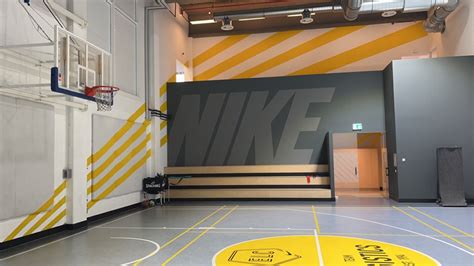 nike laakdal bezoeken